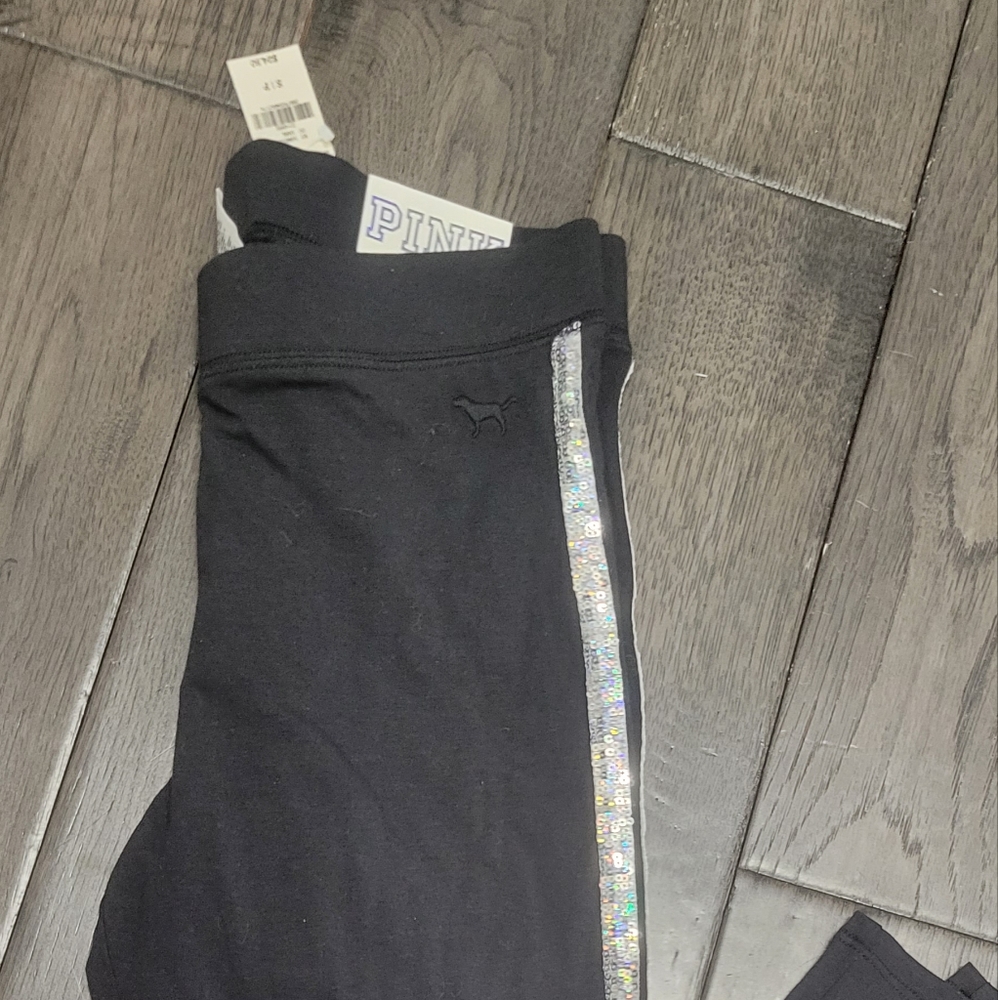 VICTORIA'S SECRET LEGGINGS